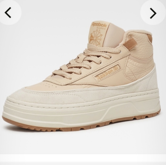 Club C Geo Midweathered women 7 khaki tan mid platform Reebok - Picture 1 of 6